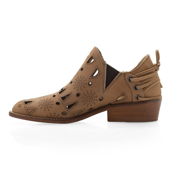 Musse & Cloud "Coolise" Laser Cut Leather Stud and Harness Detail Ankle Boots - Picture 2 of 10